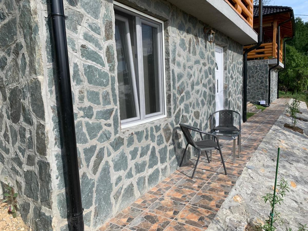 Boja Zalaska - Kameni Apartman Jagodina Eksteriør billede